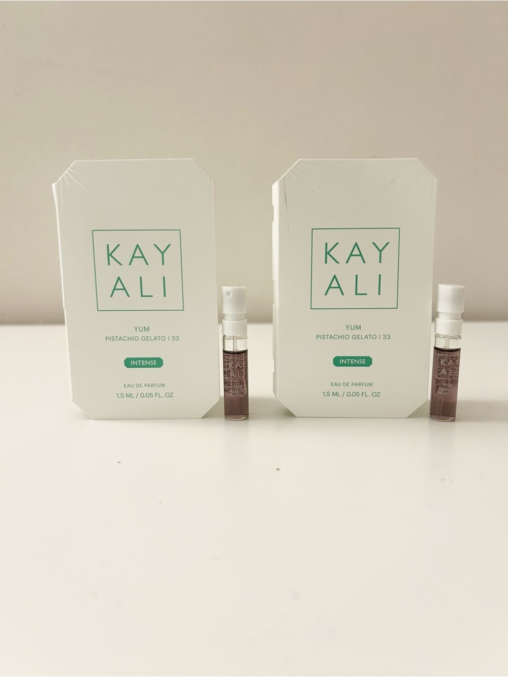 🌸KAYALI Yum Pistachio Gelato 33 EDP Vial Spray Sample 1.5 mL x 2